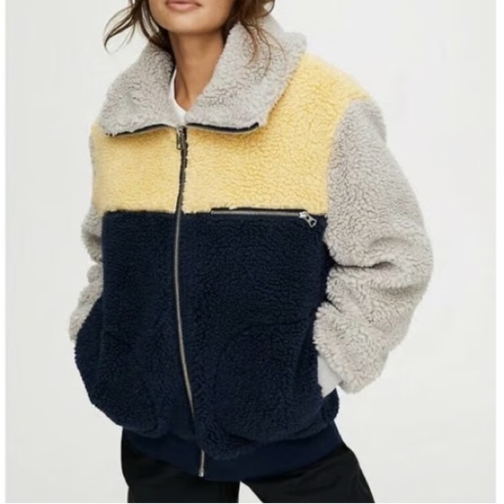 Aritzia Wilfred Free Teddy Jacket Colorblock